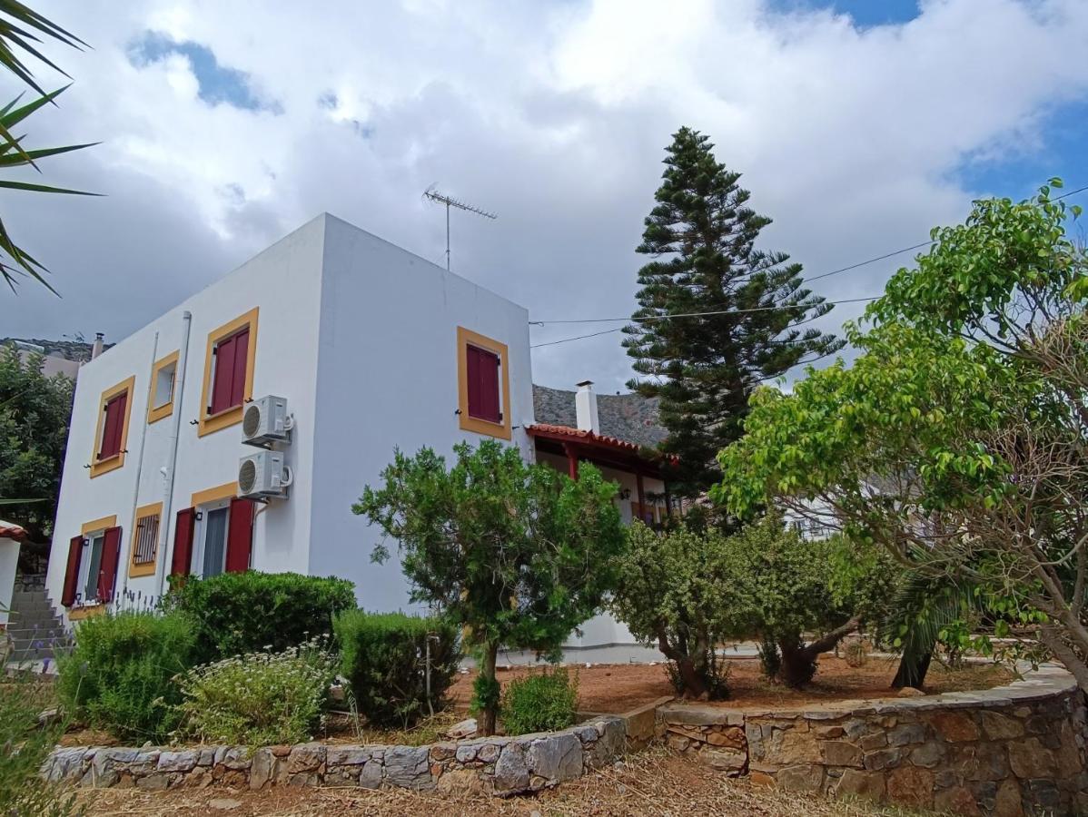 Melivia Holiday home *